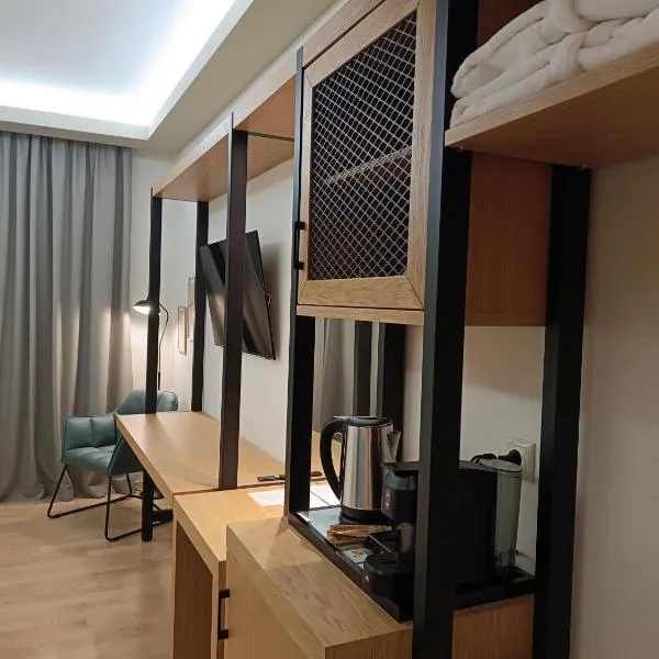 Agnanti Limnis Hotel, hotel in Neochori