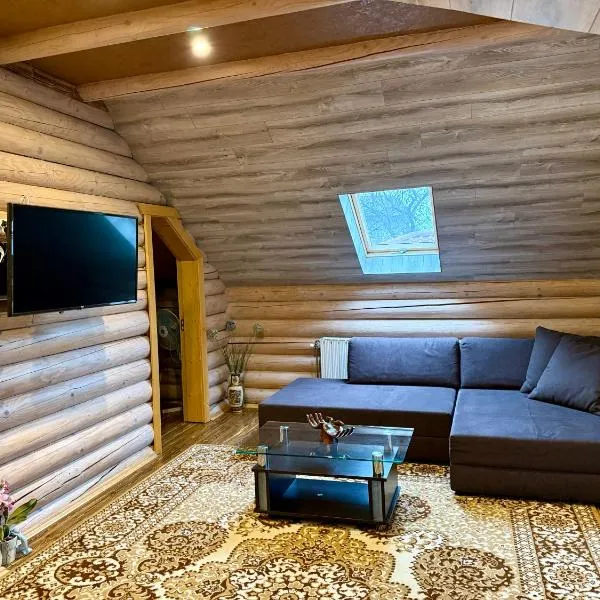 Апартаменти з 2 спальними кімнатами, Hotel in Mukatschewo