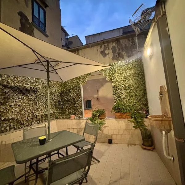 B&B Aria di Sole, hotel a Napoli