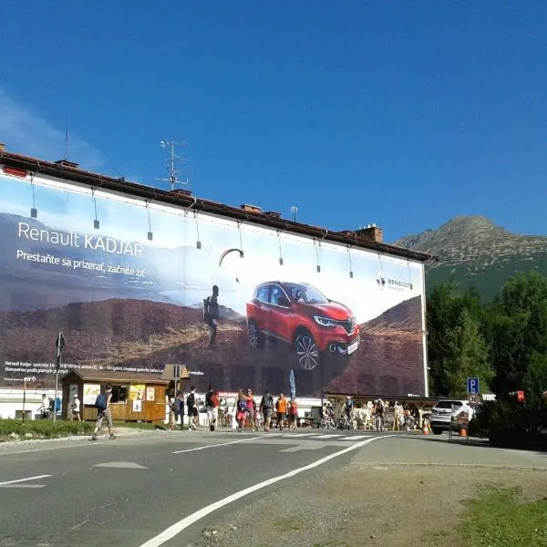 Turistická ubytovňa Štrbské Pleso - Parking, hotel Csorbatón