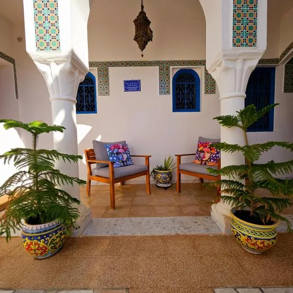 Beit El Ezz - Les Suites, hotel in Ouled Yaneg