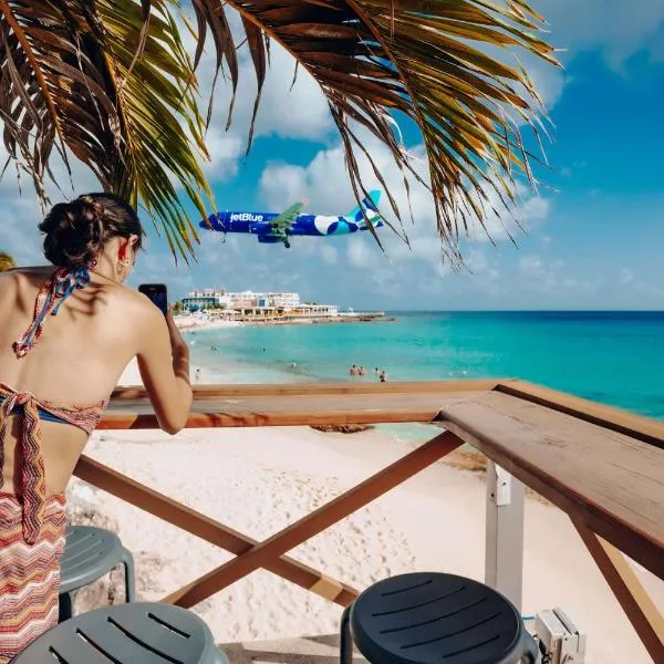 Royal Islander Club Resort La Plage, hotel en Lowlands
