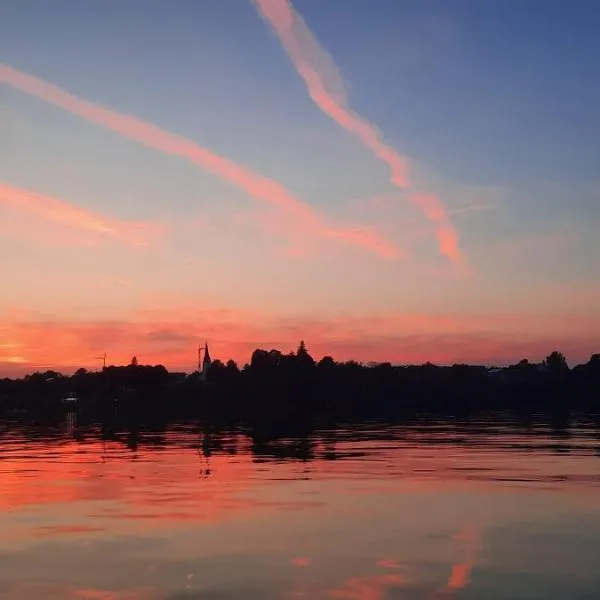 FeWo Chiemgau, hotel in Gstadt am Chiemsee