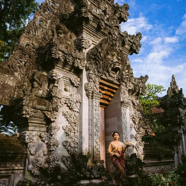 Puri Kantor Legacy - Heritage Palace, hotel di Ubud