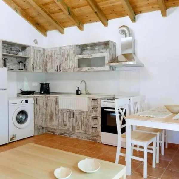 Solace Homie, Hotel in Samothráki