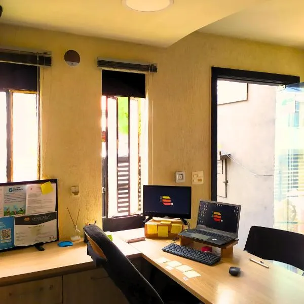 MEC Office Hostel, hotel v destinaci Niterói