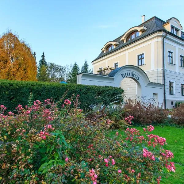 Hotel Villa Nečas Žilina, hotel in Žilina