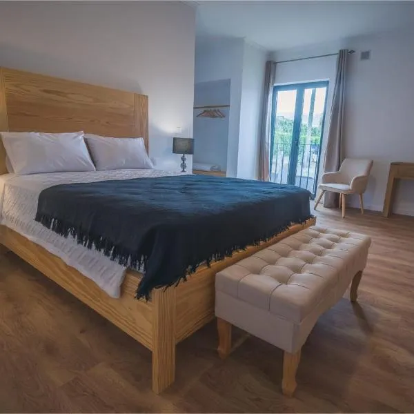 Vila Rosario, hotel in Capelas