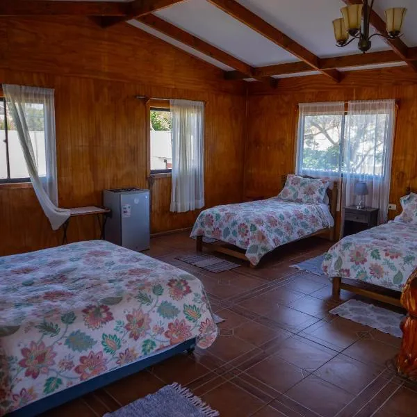 KeuhenuaEcoHostal, hotel v destinaci Hanga Roa