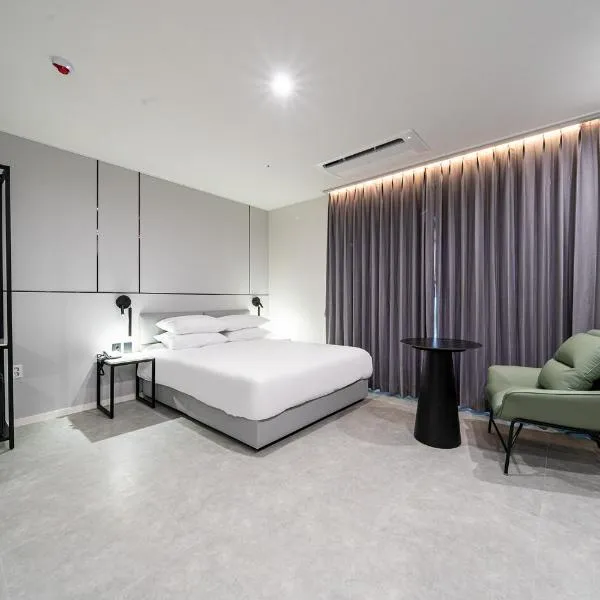 Seosan Hotel Posto，位于Seosan的酒店