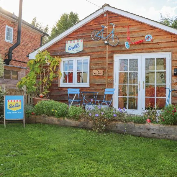 The Bike Shed, hotel in Romsey