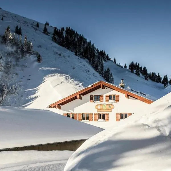 Berghotel Altes Wallberghaus, hotel in Rottach-Egern