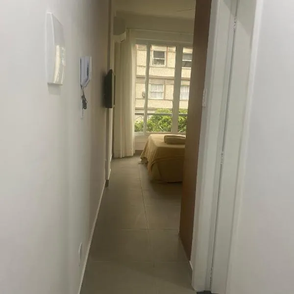 Modern Studio in Copacabana, hotel in Rio de Janeiro