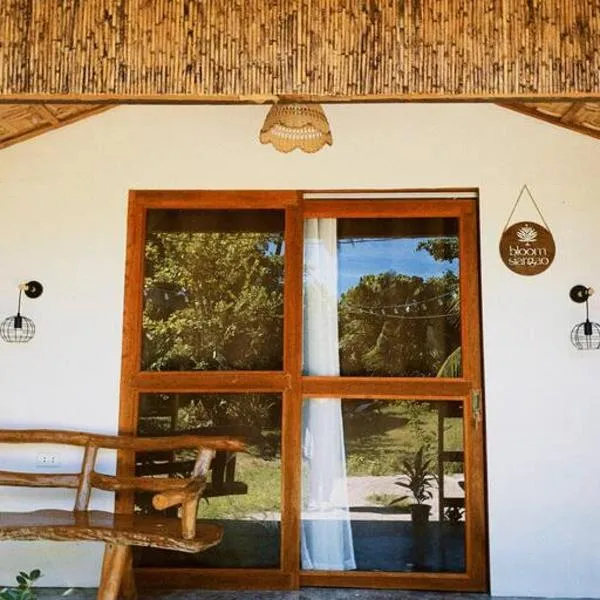 Bloom Siargao - Cozy Villa in Pacifico, khách sạn ở San Isidro