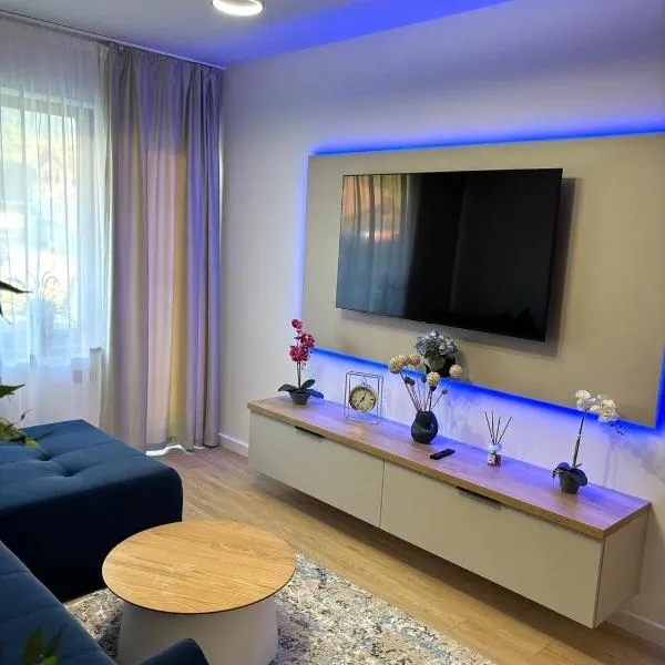 ALBERT RESIDENCE APARTHOTEL GRAND CHALET with special rate to SPA Alpin Resort, hotel v destinaci Brašov