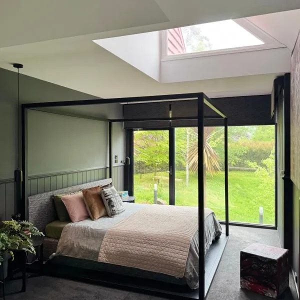 Red Gables Daylesford - Garden Suite & Hedge Suite, hotel in Daylesford