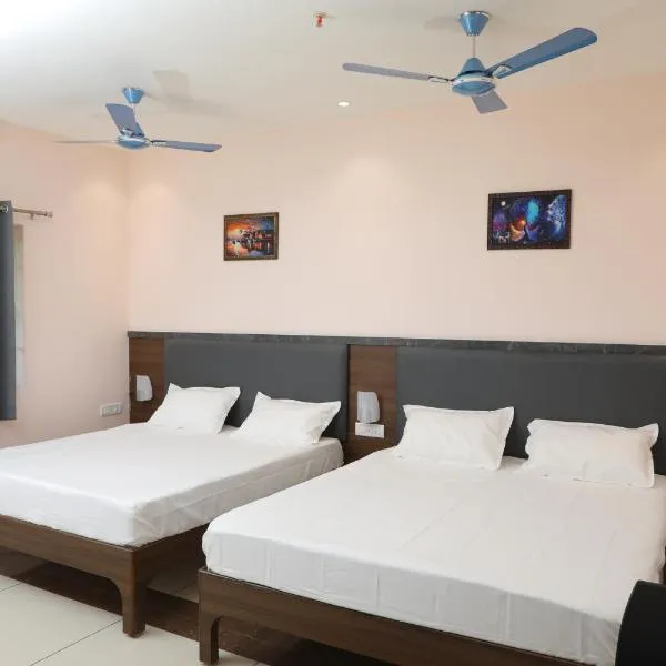 MM Grand Residency, hotel i Tiruvallūr