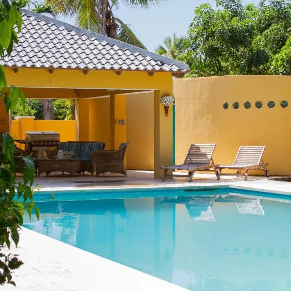 Landhuis Francia, hotel v destinaci Willemstad