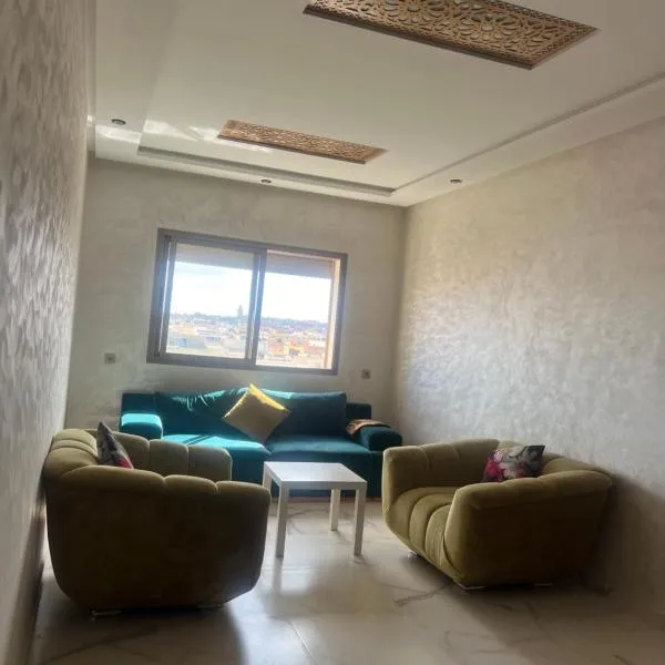 Bel appartement à louer sur bouznika de 117 m2, hotel a Bouznika
