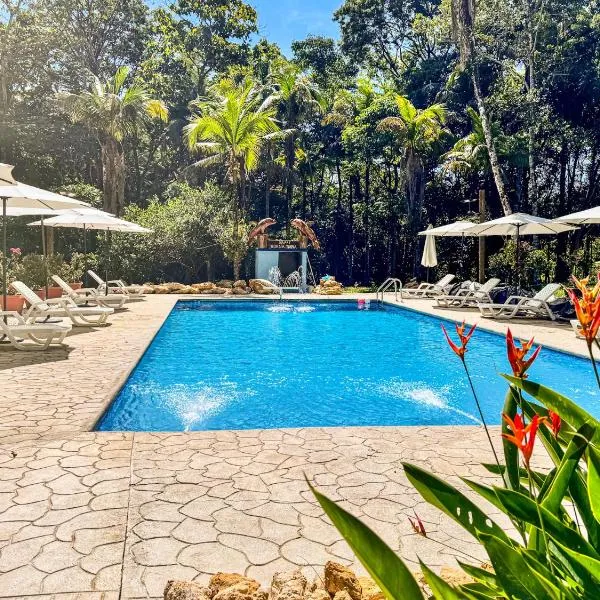 Happy Iguana Marina and Cabins, готель у місті Fronteras