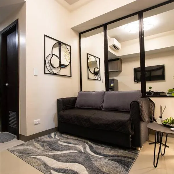 The Room of Requirement, hotel u Manili