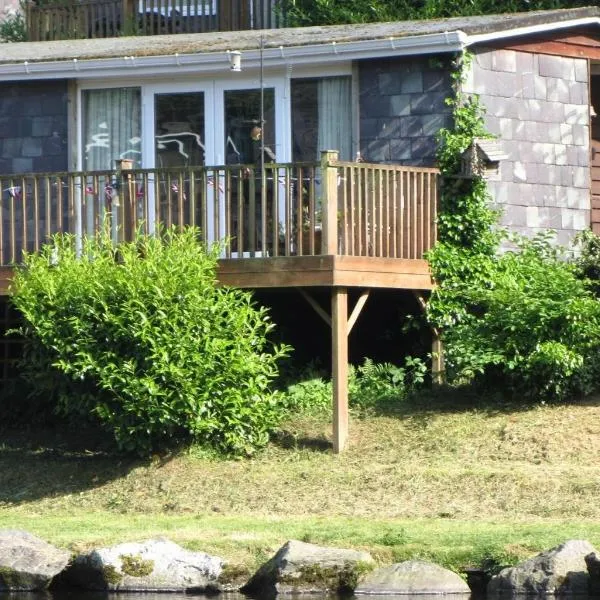 Lakeside view chalet, hôtel à Caeathro