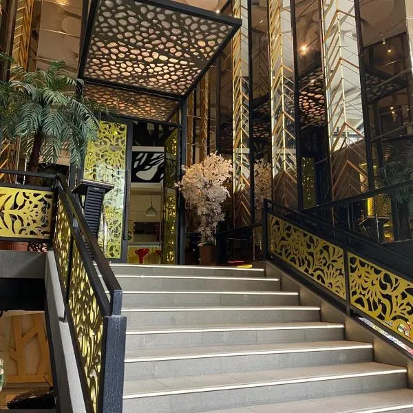 Avery De Grand City Hotel Bandung, готель у Бандунгу