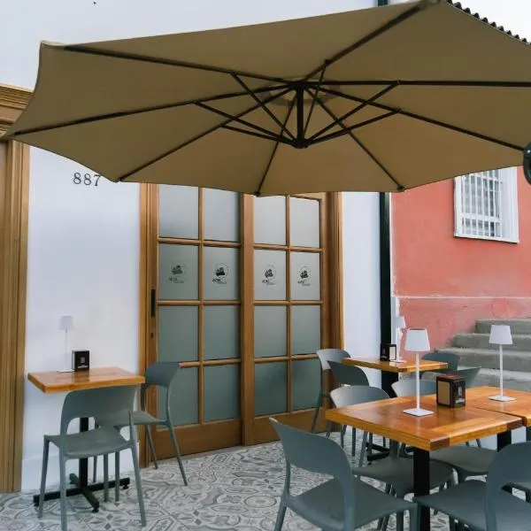 Alternativo Hostales, ξενοδοχείο στο Caldera