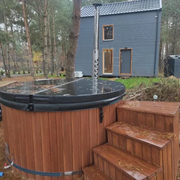 UrszuLove - dom na wyłączność z jacuzzi, blisko jeziora, hotel in Urszulewo