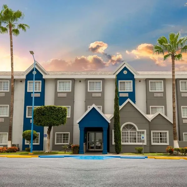 Microtel Inn & Suites by Wyndham Culiacán, hotel di Culiacán