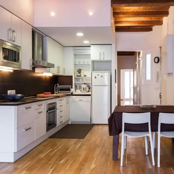 Moderno y auténtico en el corazón de Poble Sec, hotel a Barcelona