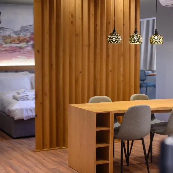 Adore Home, ξενοδοχείο στα Τίρανα