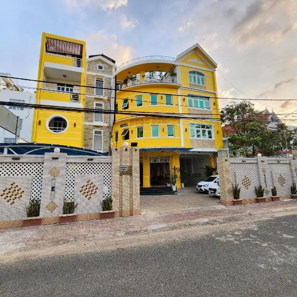 Ngoc Son Hotel, hotel in Bien Hoa