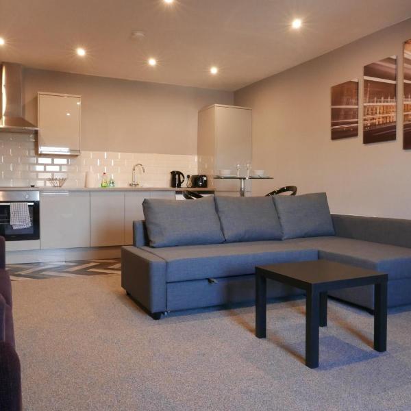 1 bed Apt close to Leeds Arena Sleeps up to 4 people F4, Leeds