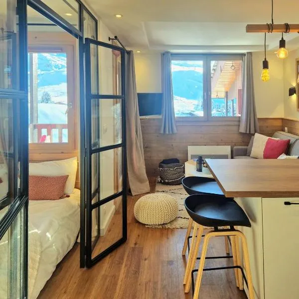 Le Refuge, 2050m La Plagne, Luxury apartment, hotel in Belle Plagne