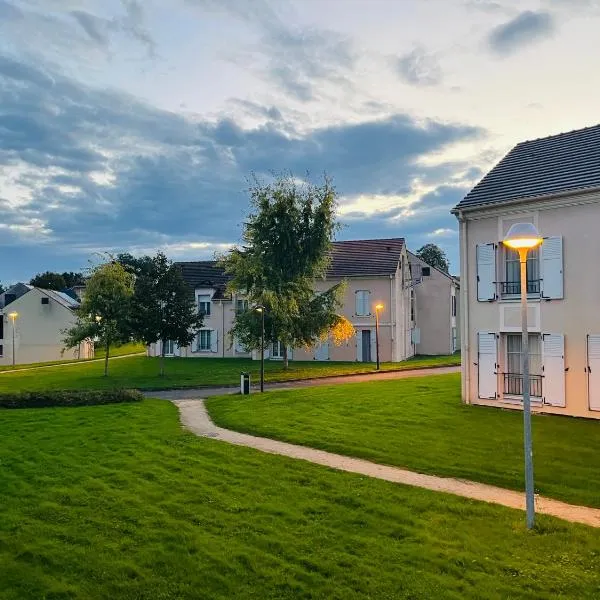 Appart Hôtel 3* dans une résidence de tourisme, hôtel à Le Mée-sur-Seine