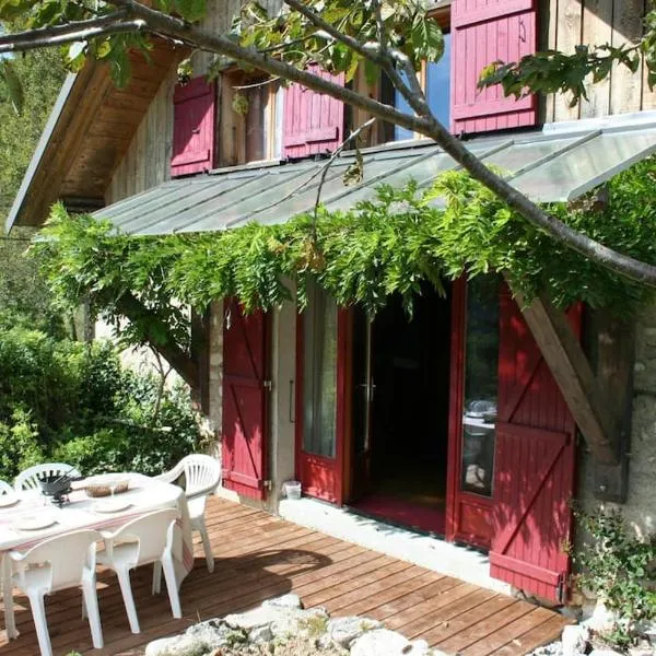 Gîte au cœur du massif des Bauges, Hotel in Bellecombe-en-Beauges