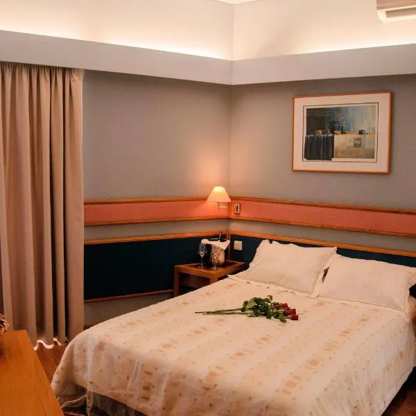 Hotel Samaras, hotel v destinaci Lamía