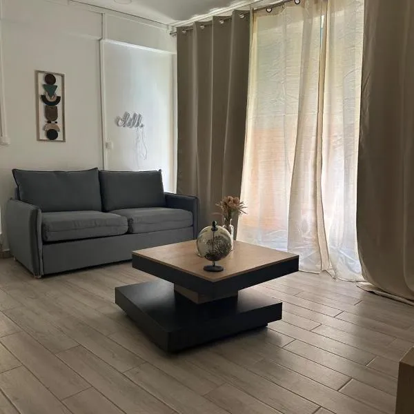 L Univers ORA, hotel v destinaci Pamandzi