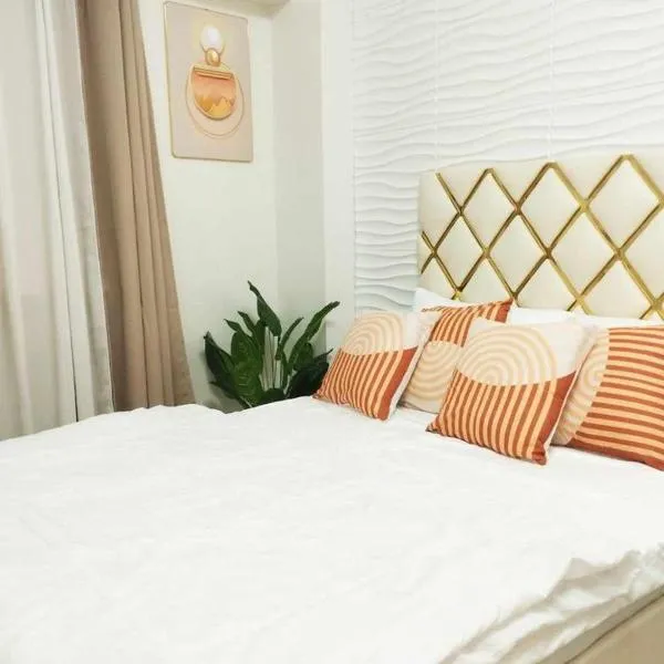 Condo in Las Piñas- The Suite Spot Alabang, hotel v destinaci Manila