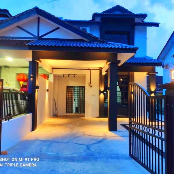 55 Homestay Bakri Muar Lovely House 12 pax, Kampong Parit Ulu