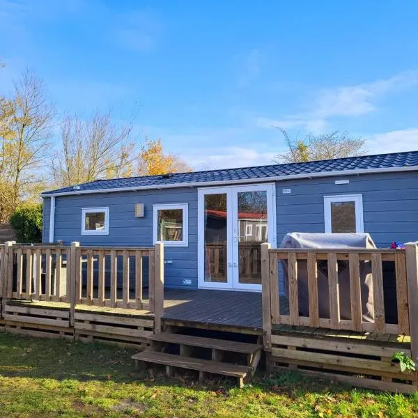 Strandhuis `Het Kompas`, hotel u gradu Lauwersoog