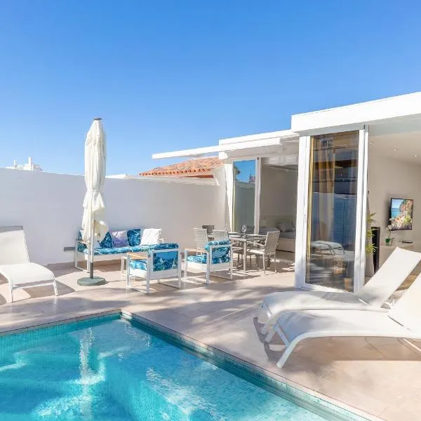 Bungalow with private pool, hotel in Callao Salvaje