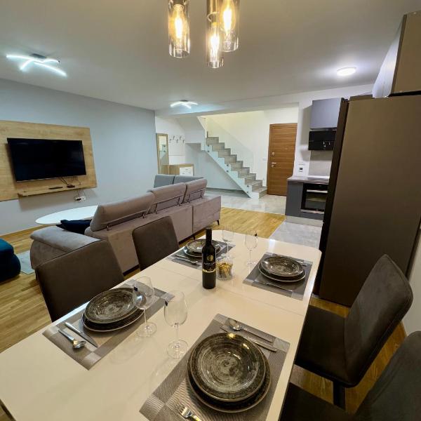 BISI penthouse, Skopje