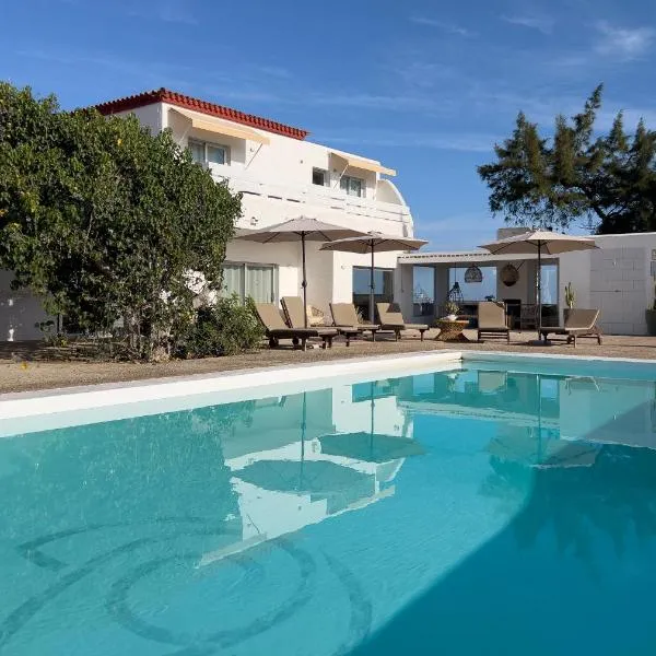 Hélène Holidays - Hotel Boutique, hotel v destinaci Corralejo