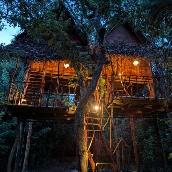 Atha Tree House, hotel in Habarana