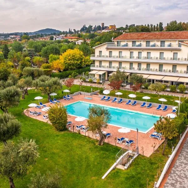 Hotel Villa Paradiso Suite, hotel di Moniga