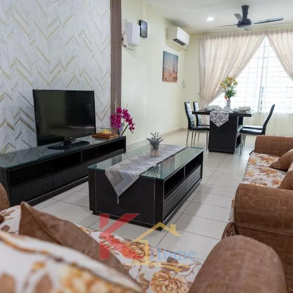 K Home - Cozy 3-Storey Landed 5R4B-16 Pax- 5mins City Centre & IMAGOMALL, hotell Kota Kinabalus