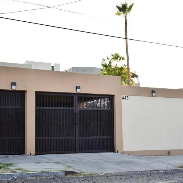 Amplia casa cerca malecón, hotel in La Paz