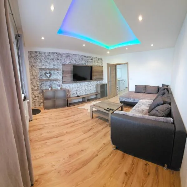 3 izbový byt, ξενοδοχείο σε Prievidza